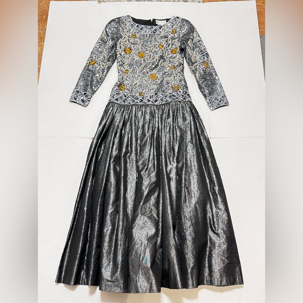 Oleg Cassini Black Tie Vintage beaded gray black gold pictures for measurements
